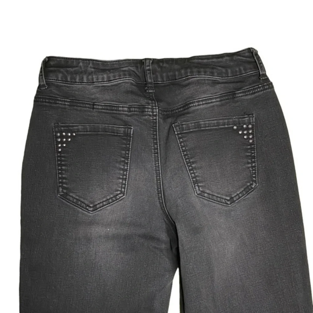 Maurices Jeans Faded Black Studded Skinny Jeans Size Medium Regular 8 10 - Picture 12 of 14